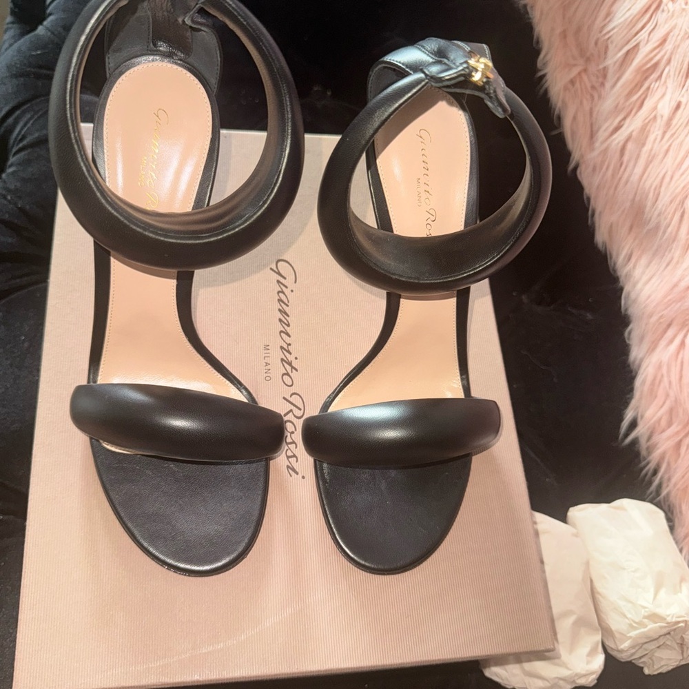 Gianvito Rossi Black Ankle Strap Heels BIJOUX size 40